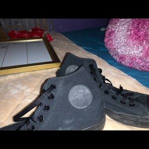 BARELY WORN blacked out high top converse